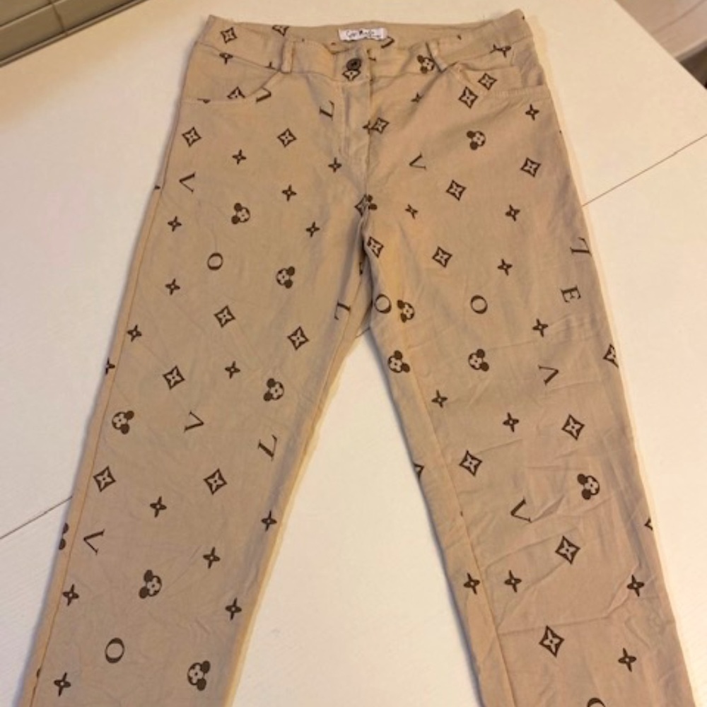 GiGi Moda Women's Skinny Denim Stretch Pant Printed Logo Sz Large (32Wx29L)